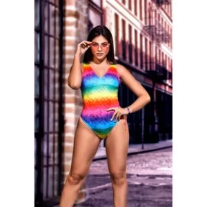 Pixel Rainbow Body – Silhouette simple, imprimé unique, bretelles réglables, fermeture ajustable