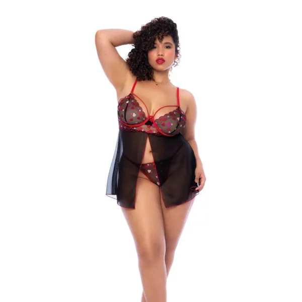 Nuisette Sweet Hearts avec Cœurs Brodés et String Assorti Plus Size