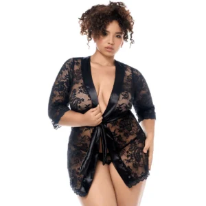 Peignoir en dentelle grande taille Mapalé avec string assorti